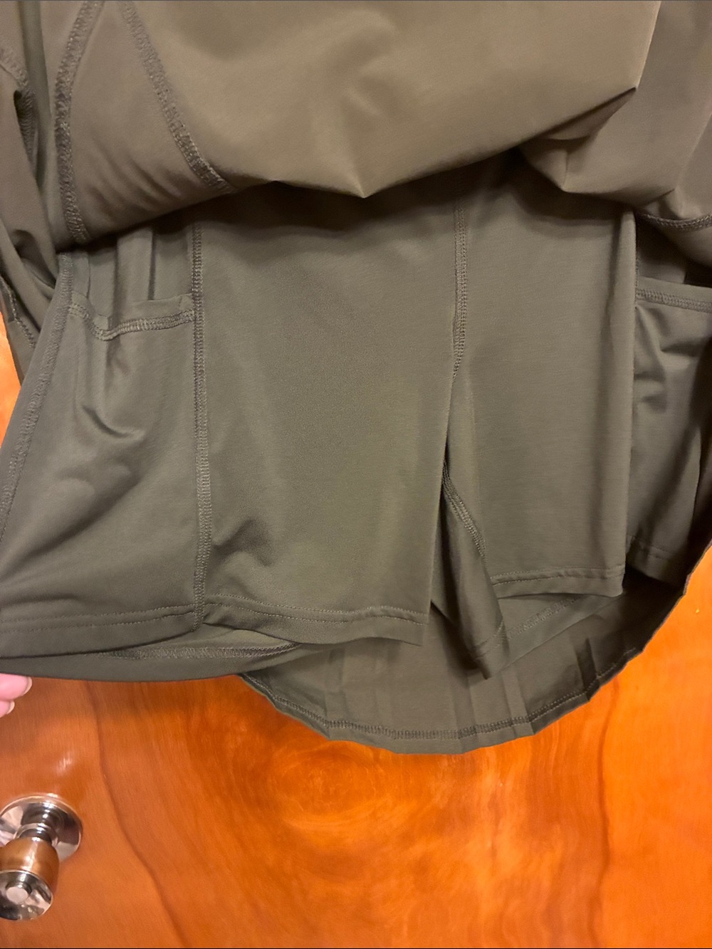 LIVI ACTIVE. Olive Green Skort with Built-In Shorts with pockets. Size L (14-16) - Picture 5 of 11